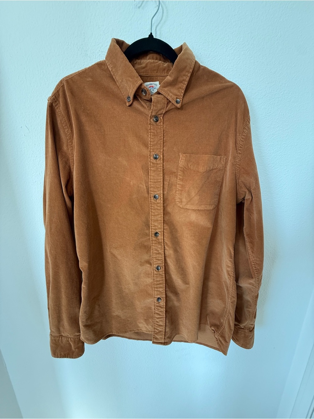 Faherty Men's L Stretch Corduroy Button Down
Shirt Hickory Brown L
